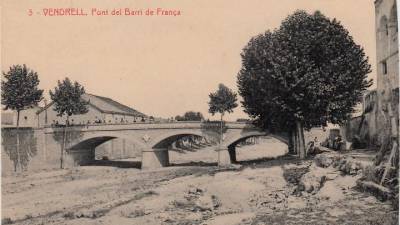 El puente de França de El Vendrell salvaba el torrente
