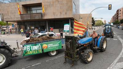 Protesta de Unió de Pagesos en la plaza Imperial Tarraco. Foto: Pere Ferré