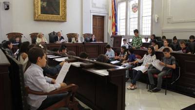 En el salón de plenos se celebró el Consell Municipal d\'Infants Ciutadans. Foto: Pere Ferré