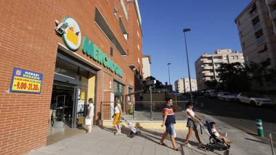 El supermercado está ubicado actualmente en la calle Sèneca. FOTO: PERE FERRÉ