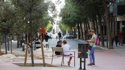 La calle Yxart, en la parte m&aacute;s cercana a Estanislau Figueras, debe contar a corto plazo con una nueva zona infantil Foto: Pere Ferr&eacute;