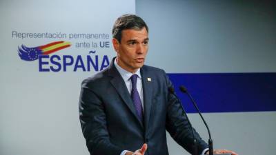 Sánchez nombra a Héctor Gómez ministro de Industria y a Miñones en Sanidad
