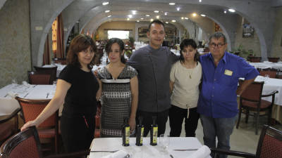 Alguns dels membres de la familia que regenten el restaurant fundat per Esteban Claver