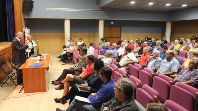 Imagen de archivo de la reunión informativa que tuvo lugar en la Sala Santa Llúcia. Foto: A.M