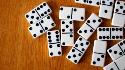 El dominó surgió hace mil años en China a partir de los juegos de dados. Foto: Getty Images