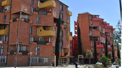 El barrio Gaudí es uno de los más afectados de la ciudad por la ocupación ilegal de pisos. Foto: Alfredo González