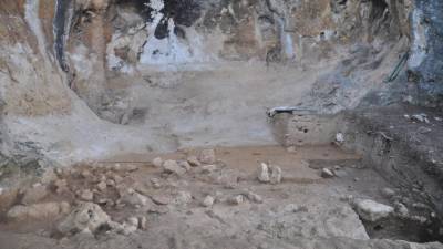 Vista general de la superficie de excavación de la Balma de la Griera de Calafell. Foto: Juan Ignacio Morales / IPHES-CERCA