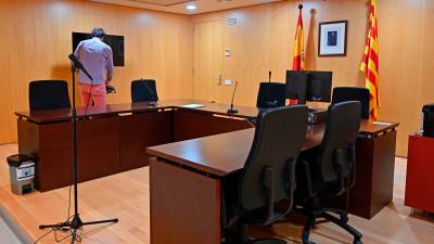 Una sala de vistas de los juzgados de Reus. Foto: Alfredo González