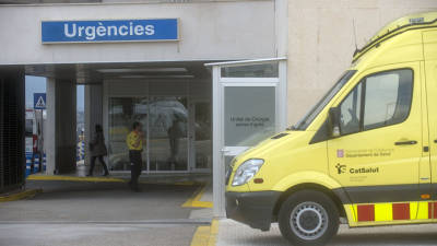 Entrada de Urgencias en el Hospital de Tortosa. FOTO: JOAN REVILLA´S