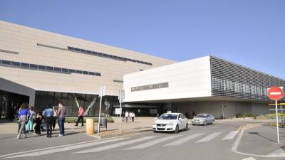 El préstamo que recibió el Ayuntamiento sirvió para pagar las obras del nuevo hospital. Foto: Alfredo González