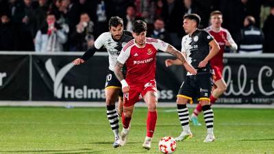 Óscar Sanz en el partido frente a Unionistas de la primera vuelta. Foto: Unionistas
