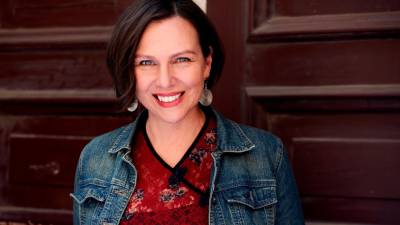 Pip Williams: «Las personas diversas en sexualidad deben inventarse palabras para definirse a sí mismas»