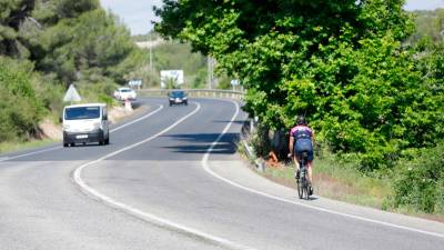 En esta primera fase, el carril bici tan solo llegará hasta La Móra. Foto: Marc Bosch