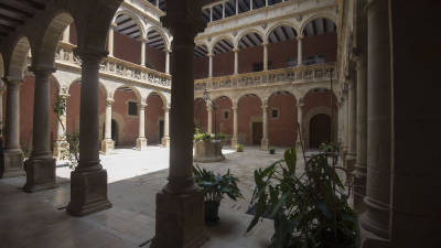 Los Reials Col&middot;legis, joia renacentista de la ciudad de Tortosa. Foto: Joan Revillas