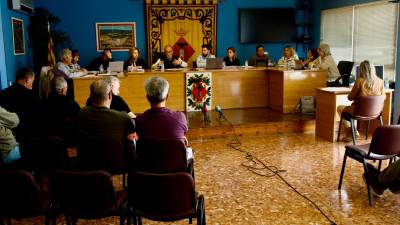 Ple de l’Ajuntament de Camarles, en una imatge de fa uns mesos. Foto: J. Revillas
