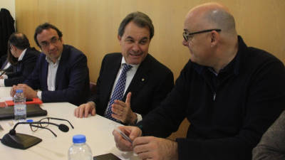 El president de la Generalitat en funcions i de CDC, Artur Mas, al centre. Foto: ACN