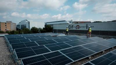 Placas solares instaladas en el Campus Sescelades. Foto: URV