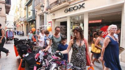 Imatge d´arxiu de les ´Botigues al carrer´ de l´estiu de l´any passat. Foto: a. m.