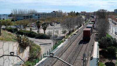 La estación irá entre la avenida Josep Pla y la calle de Pedrolo. Foto: Fabián Acidres