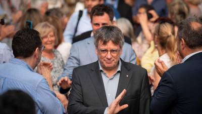 El ex presidente de la Generalitat Carles Puigdemont durante un acto de campaña de JxCat para las elecciones europeas. Foto: EFE