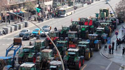 Los tractores, en la Ciudad Condal. Foto: ACN