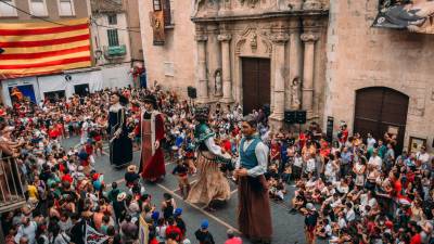 Teresa y Salvador (i) en unas fiestas.