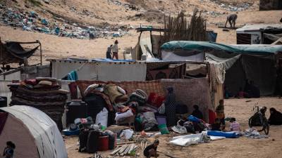 Campamentos en la zona. Foto: EFE