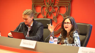 Débora García, ayer durante su intervención en la Cambra de Comerç de Reus. FOTO: Alba Mariné