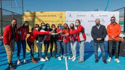 Equipo femenino del CT Tarragona que se proclamó subcampeón.