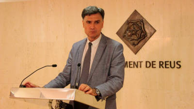 El portaveu del govern municipal de Reus, Joaquim Enrech, a la sala de premsa del consistori en una imatge d'arxiu. Foto: ACN