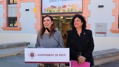 L’alcaldessa, Sandra Guaita, i la regidora d’Habitatge, Anabel Martínez. Foto: Cedida