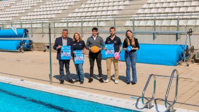 Un instante de la presentación del torneo. foto: JESÚS BIELSA/QUIMERAS