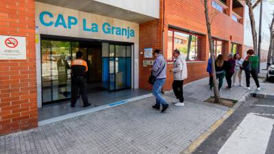 La manifestación tendrá lugar mañana, 28 de mayo, a las siete de la tarde, en las puertas del CAP La Granja. Foto: Marc Bosch