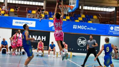 Mate de Ander García durante el encuentro de Lliga Catalana en Igualada. foto: cbt