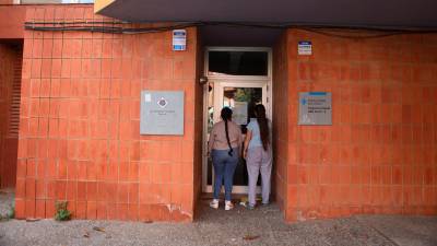 El dispensario médico se adecuará antes de volver a abrir y la inversión prevista es de 30.000 euros. Foto: A. Mariné