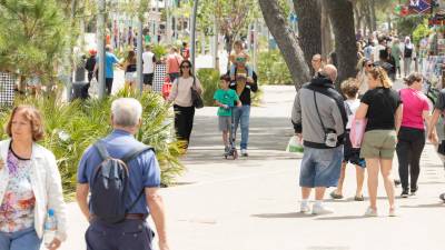 La tarjeta arrancará acreditando la relación de los vecinos con el municipio. Foto: Àngel Ullate