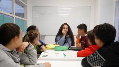 Uno de los grupos escolares de REFORÇA’T en el centro cívico de Bonavista. Foto: Pere Ferré