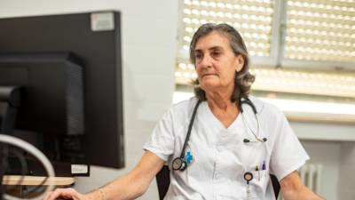 Consuelo Viladés, médica adjunta de Medicina Interna del Hospital Universitari Joan XXIII. FOTO: Àngel Ullate