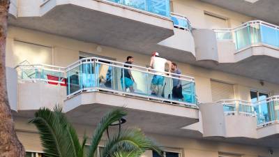 Balcones de viviendas de uso turístico ubicadas en Salou. Foto: Alba Mariné