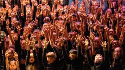 La cantata cuenta la historia de un grupo de niños y su maestra. Foto: MARC BOScH