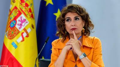 La vicepresidenta primera y ministra de Hacienda, María Jesús Montero. Foto: EFE