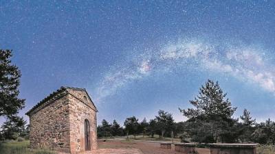 Mirador astronòmic de Sant Roc y Vía Láctea. Foto:&nbsp;Parc astronòmic muntanyes de prades/cedida