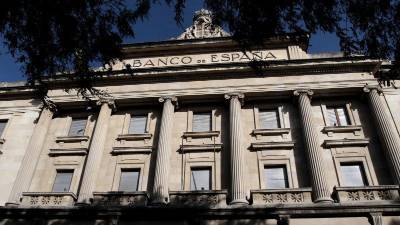 El edificio del Banco de España pasó a manos del Ayuntamiento de Tarragona en 2010, aunque lleva sin actividad desde hace 12 años. Foto: Lluís Milián