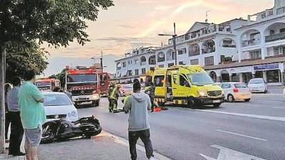 Un accidente en la C-31 en Segur de Calafell.