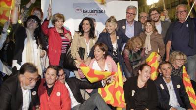 Imagen de varios de los miembros de la candidatura de Ballesteros (PSC). Foto: Pere Ferré
