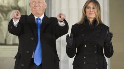 El presidente electo de EE.UU. Donald J. Trump y la entrante primera dama Melania Trump. Foto: EFE
