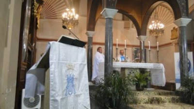 Imagen de la misa en honor a la patrona de la Bisbal, durante las fiestas del pueblo. Foto: Agnès Ferré