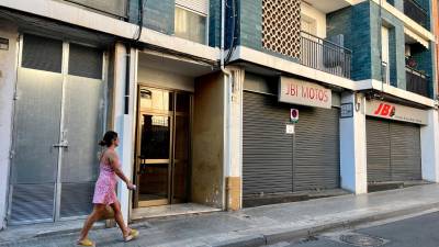 El homicidio se perpetró en la casa de la víctima, en la calle Jovellanos. FOTO: A. González