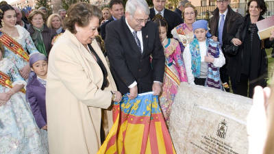 Rita Barberá en el homenaje a Miquel Nolla en Meliana en 2011