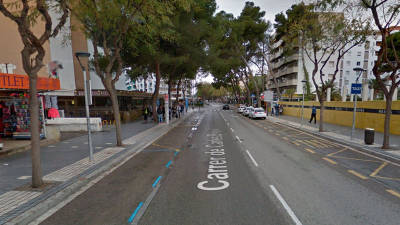 Los hechos ocurrieron en la avenida Carles Buigas de Salou. Foto: Google Maps